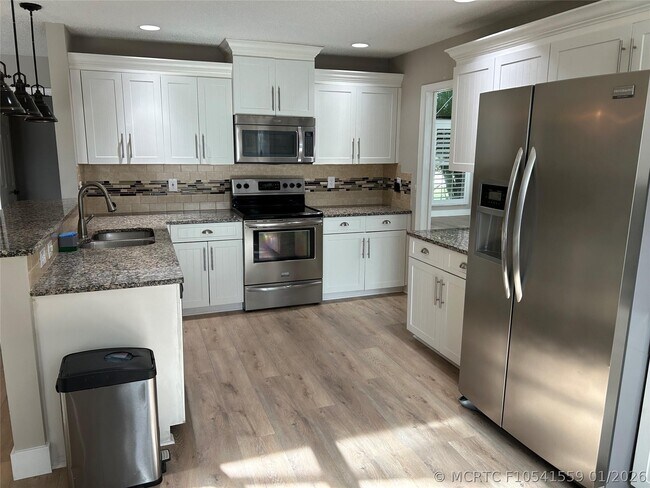 Photo - 7430 Ashley Shores Cir