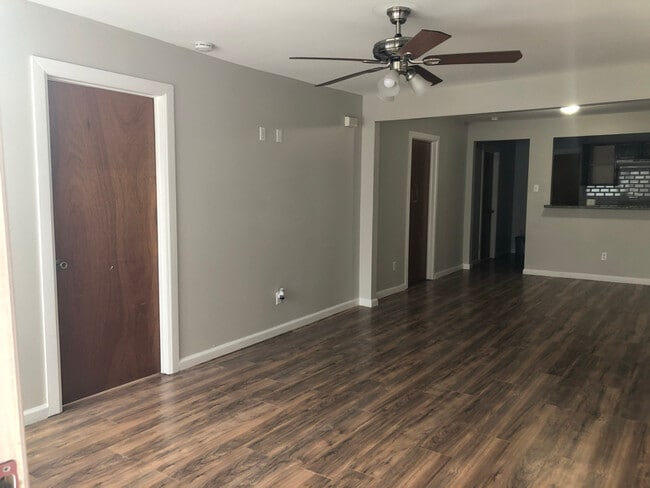 Photo - 6734 New York St