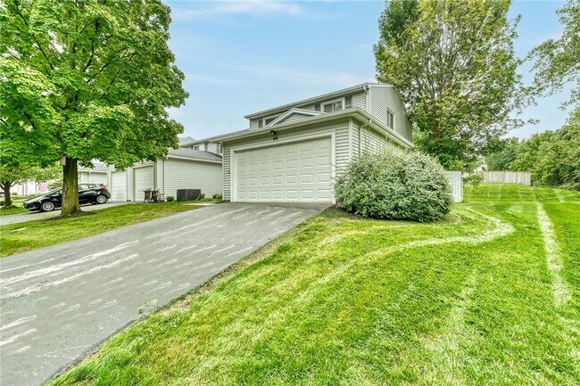 Photo - 49 Bucklebury Hill