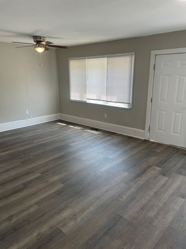 Photo - 122 Dellabrook Rd