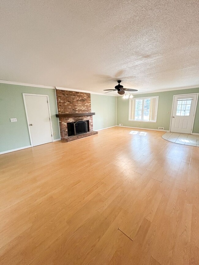 Photo - 216 Frink Dr