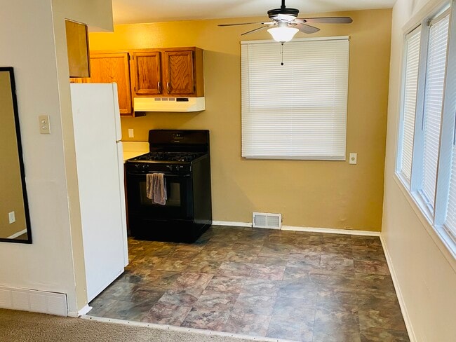 Photo - 2260 Stieber Ave Unit 2260