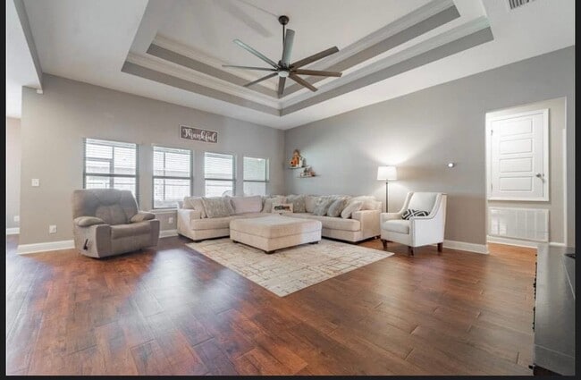 Photo - 9694 Somers Ct