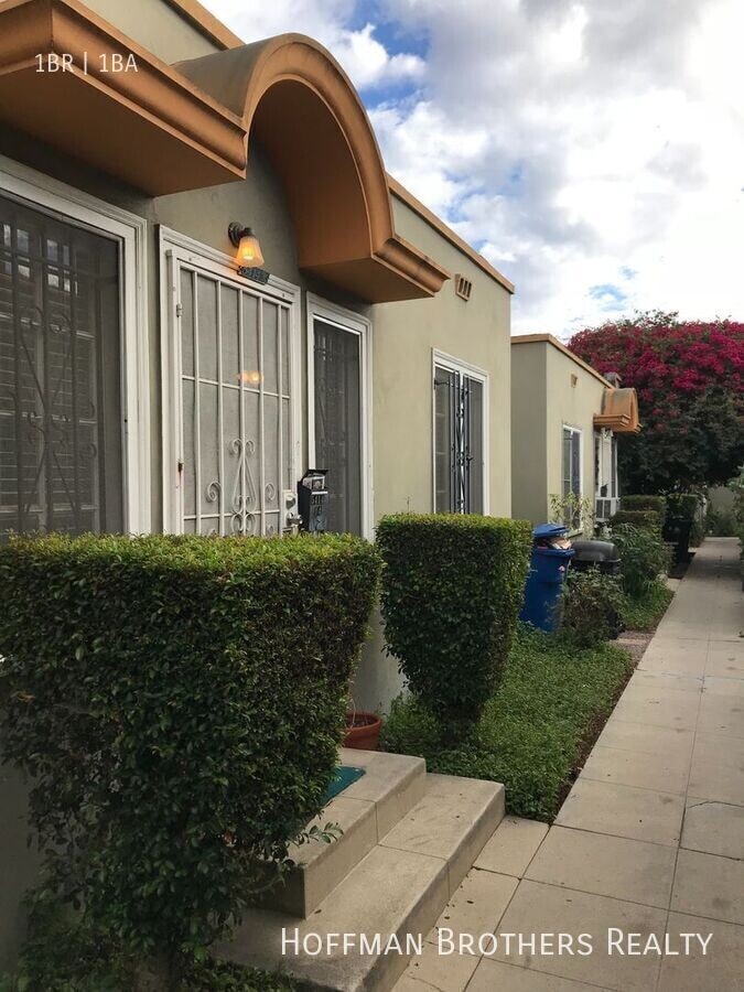 Photo - 5414 Fountain Ave Unidad 5414