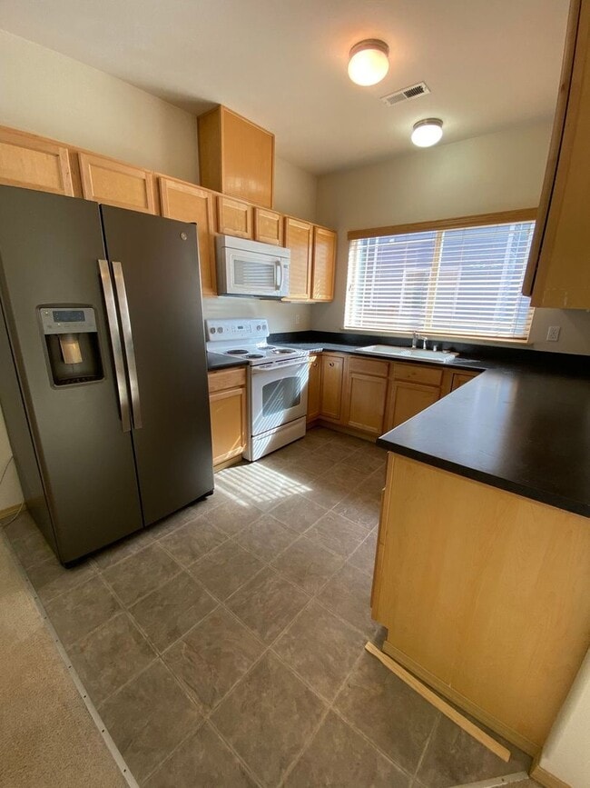 Photo - No Mower Needed! Great Townhome In A Beautifully HOA Maintained Community