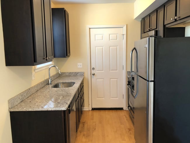 Photo - 2807 W Lawrence Ave Unit B3E