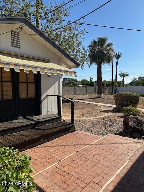 1340 E Missouri Ave Unit 1/2