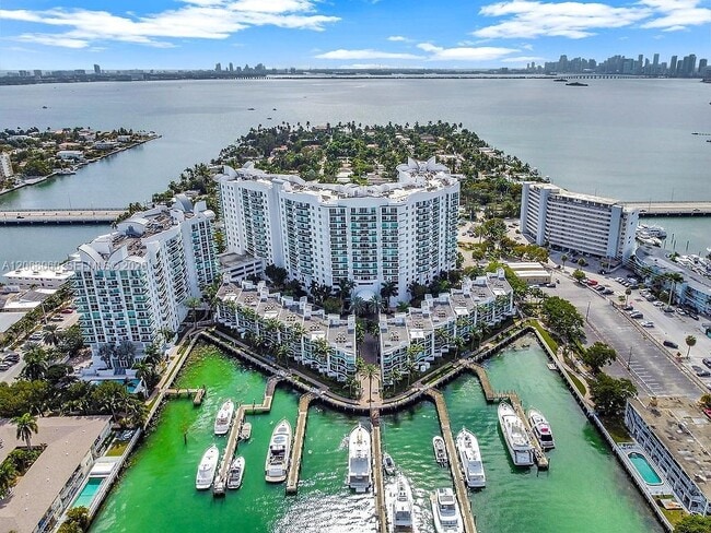 Photo - 7900 Harbor Island Dr Unidad 1408