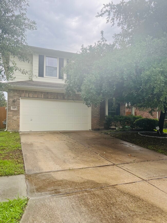 Photo - 3007 Crescent Oaks Park Ln