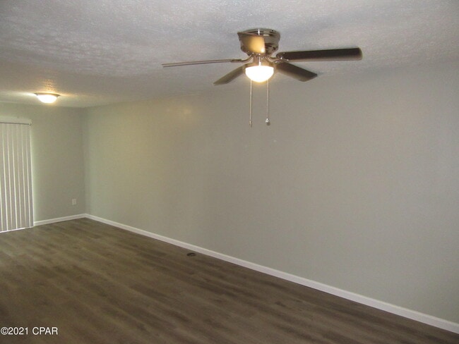 Photo - 2914 Sequoia Ave