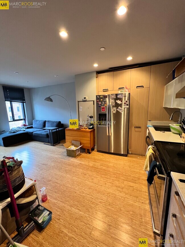 Photo - 691 Massachusetts Ave