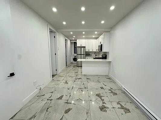 Photo - 3 bedroom in New York NY 10033 Unit B