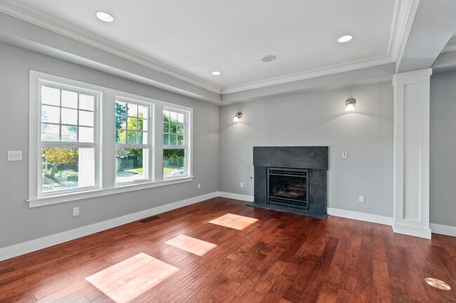 Photo - 335 Gil Blas Rd