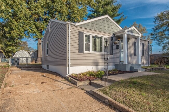 Photo - 10701 St Henry Ln