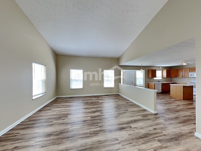 Photo - 491 Dover Pond Dr