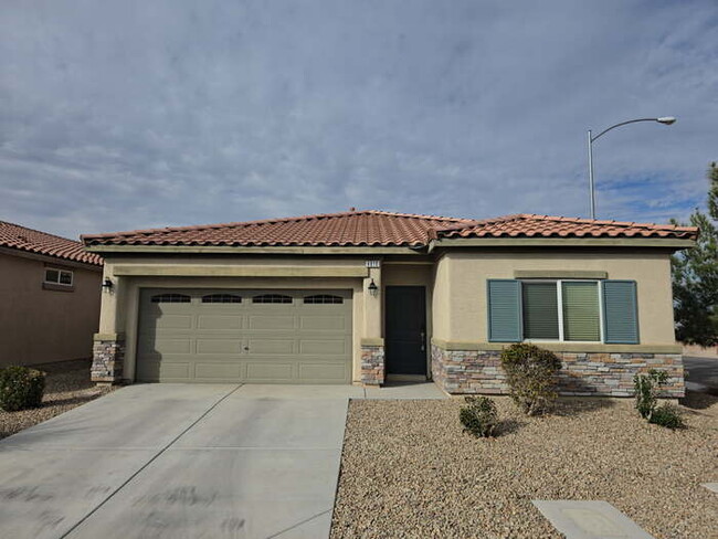 Photo - Beautiful 3 Bedroom Single Story Home!