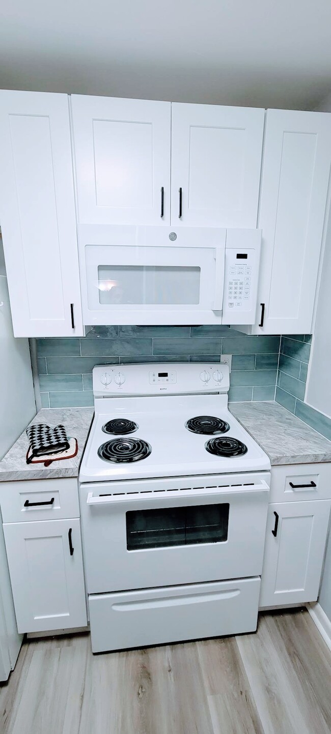 Photo - 3124 US HWY 441 SE