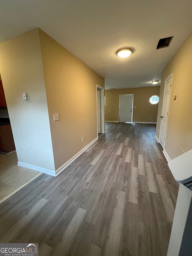 Photo - 733 Wheel House Ln