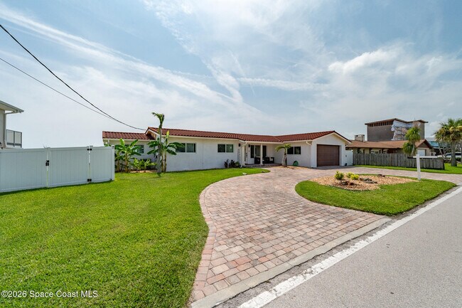 Photo - 1110 S Banana River Dr
