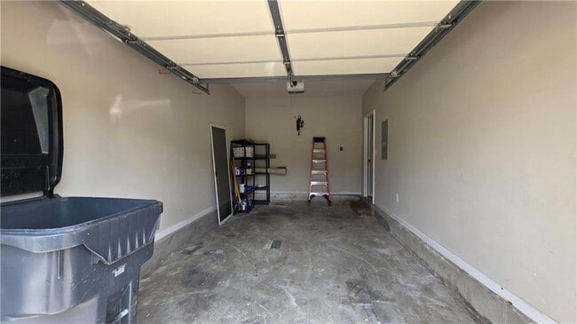 Photo - 3169 Mill Ct