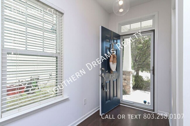 Photo - 834 Parnell Ct