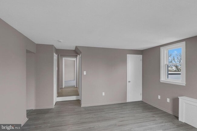 Photo - 713 Public Rd