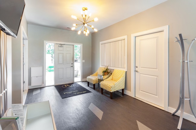 Casa club - Pilgrim Village - Canton, MI