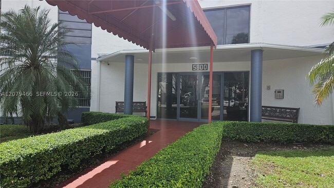 Photo - 5800 SW 127th Ave Unit 2413