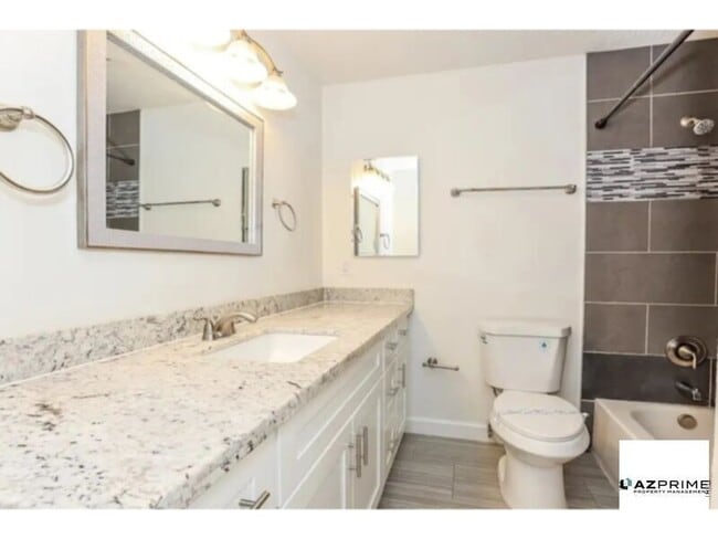 Photo - 8422 E Hubbell St