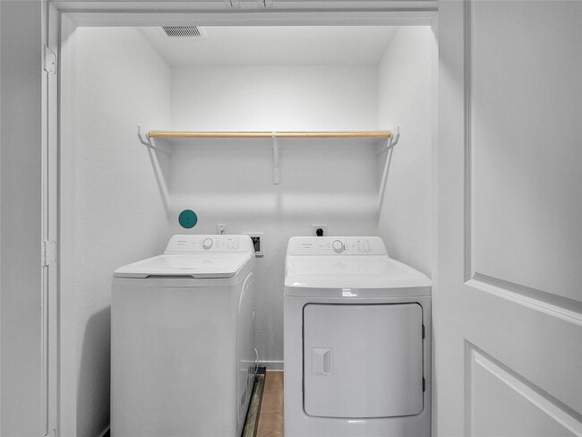 Photo - 31327 Black Cherry St