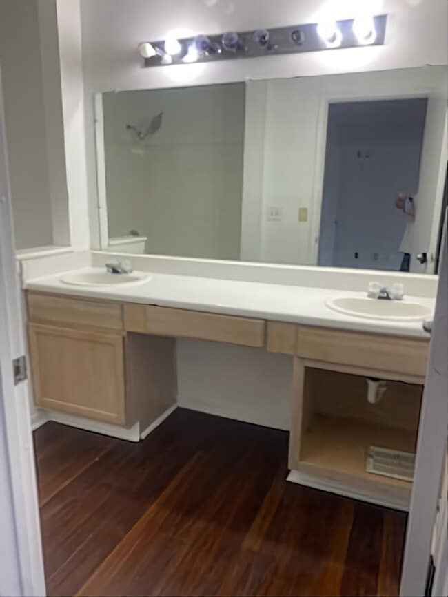 Photo - 2011 N Highway 17 Unit G