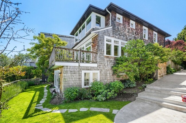 Photo - Capitol Hill View Home