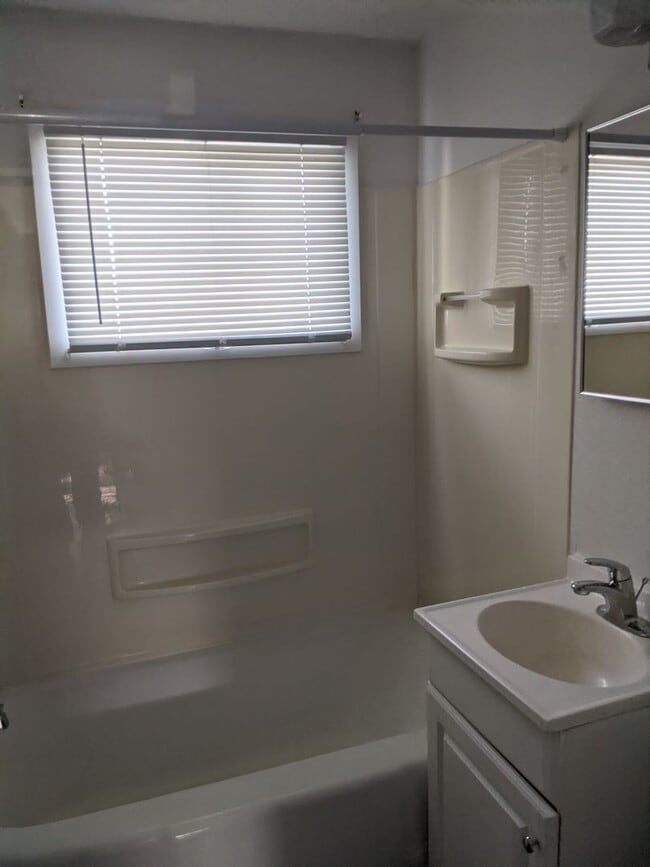 Photo - Signal Drive Duplex