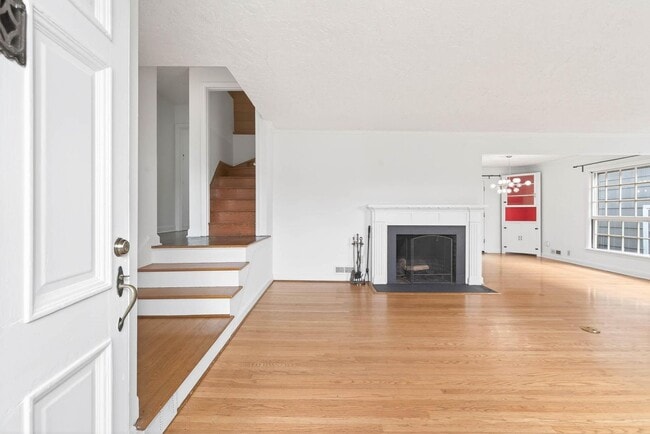 Photo - Vintage 3-bdrm/1-bdrm Alameda charmer—Many updates, large yard w/deck & raised beds