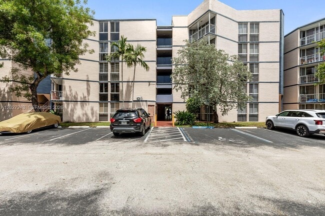 Photo - 6995 NW 186th St Unit E202