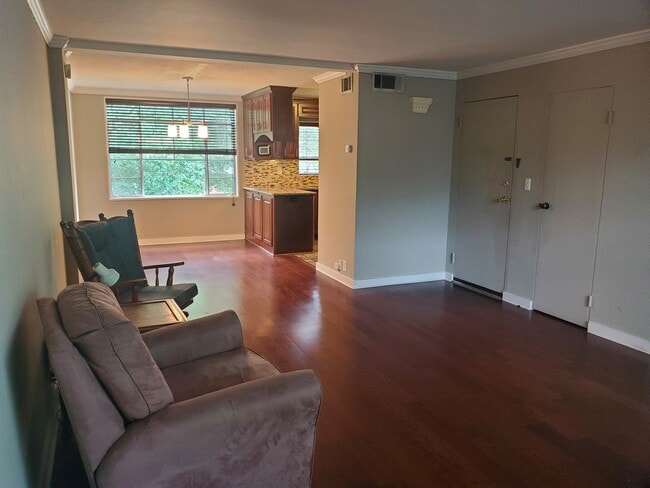 Building Photo - 1154 Briarcliff Rd NE Unit Apt 3
