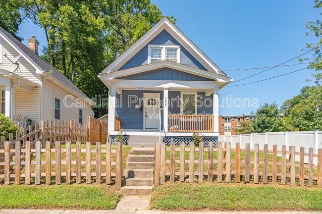 Building Photo - 5622 Prentice St Rental