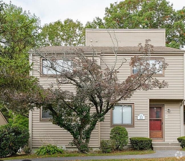 Building Photo - 16 Greenbriar Dr Rental