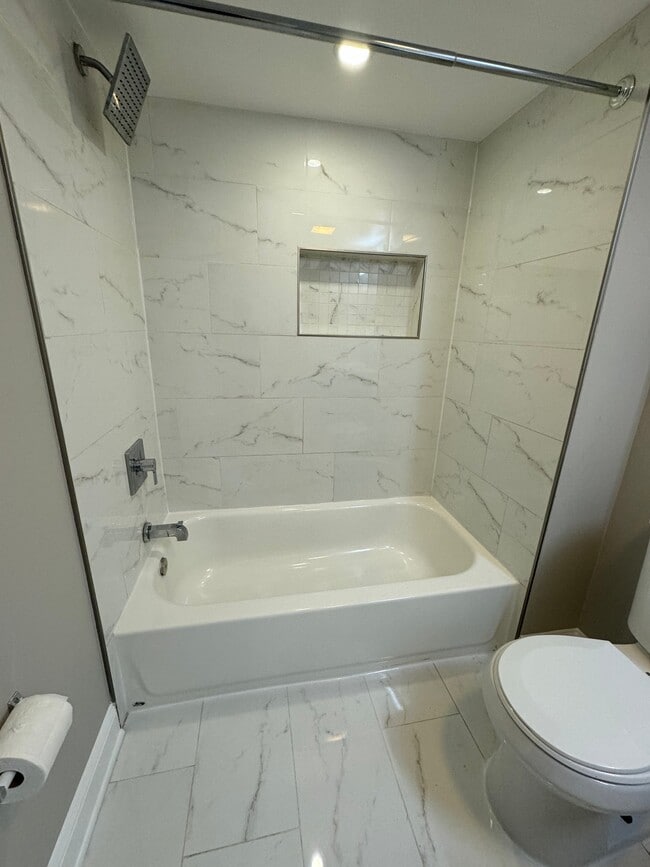 1253 Cresthaven Dr