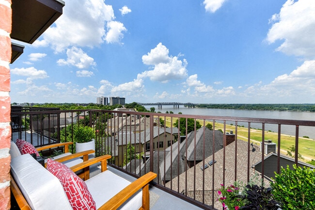 1 BR, 1 BA - 669SF - Balcony - The Tennessee Brewery Apartments