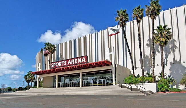 Nearby sports arena for recreational activities