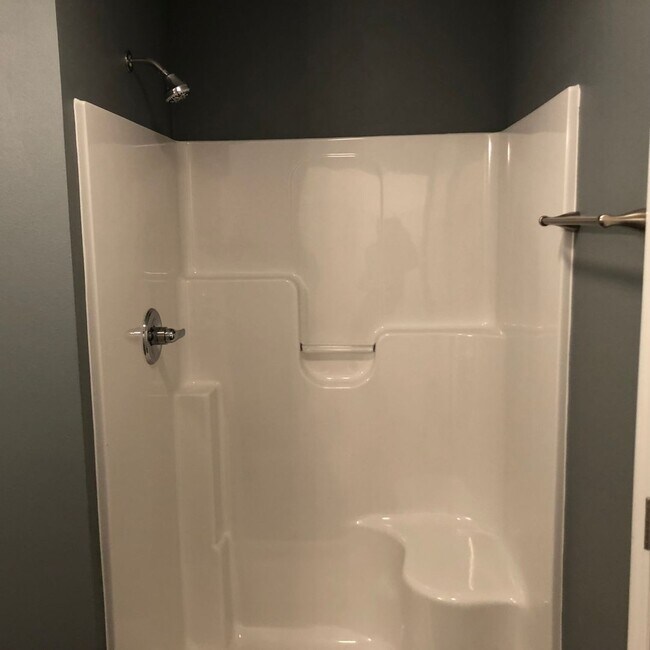 3 Bedroom Duplex Rental House Rental in Marshfield, WI