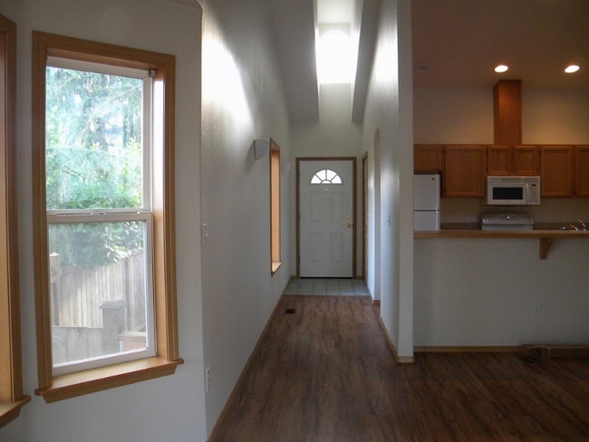 Photo - 119 107th St SW Unit B