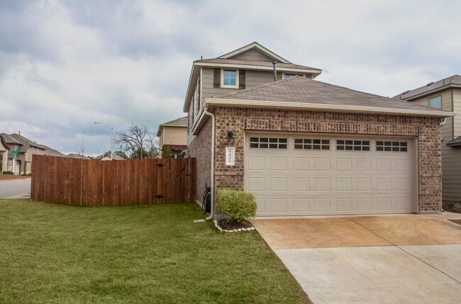 Corner Lot - 9401 Privet Dr