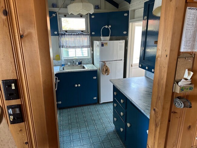 Photo - 38 Jay Vee Wy