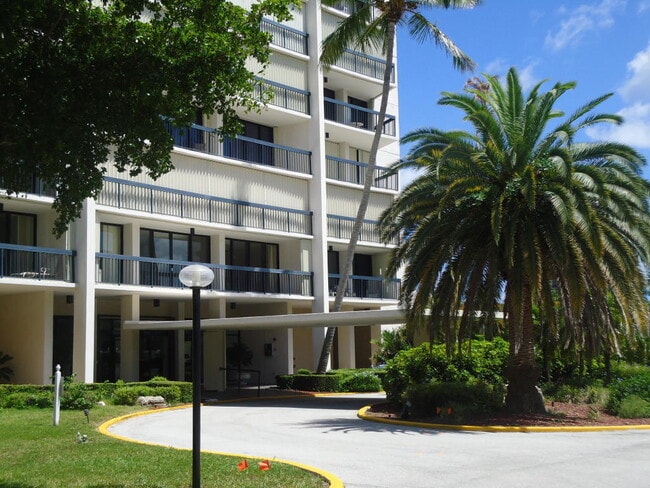 Photo - 2425 Presidential Way Condo Unit 405