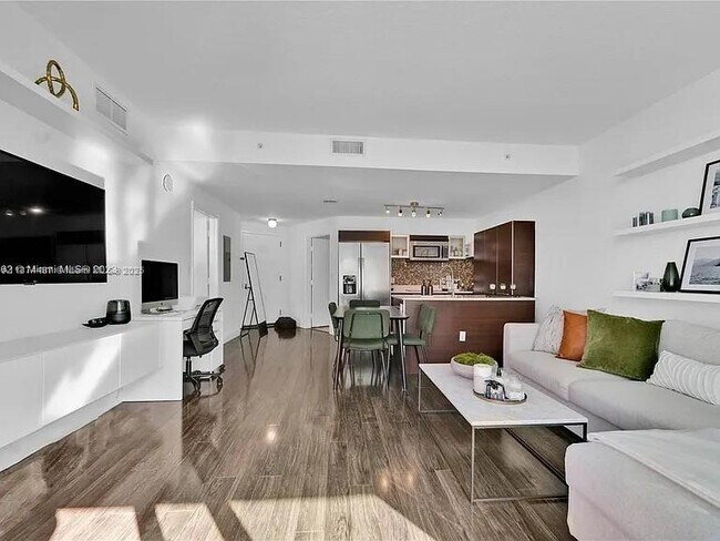 Photo - 1900 N Bayshore Dr Unit 3507