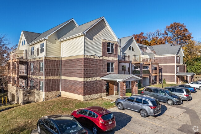 Photo - Timber Bluff