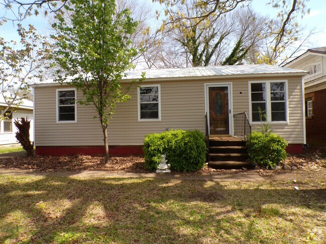 Building Photo - 2513 Ave I Rental