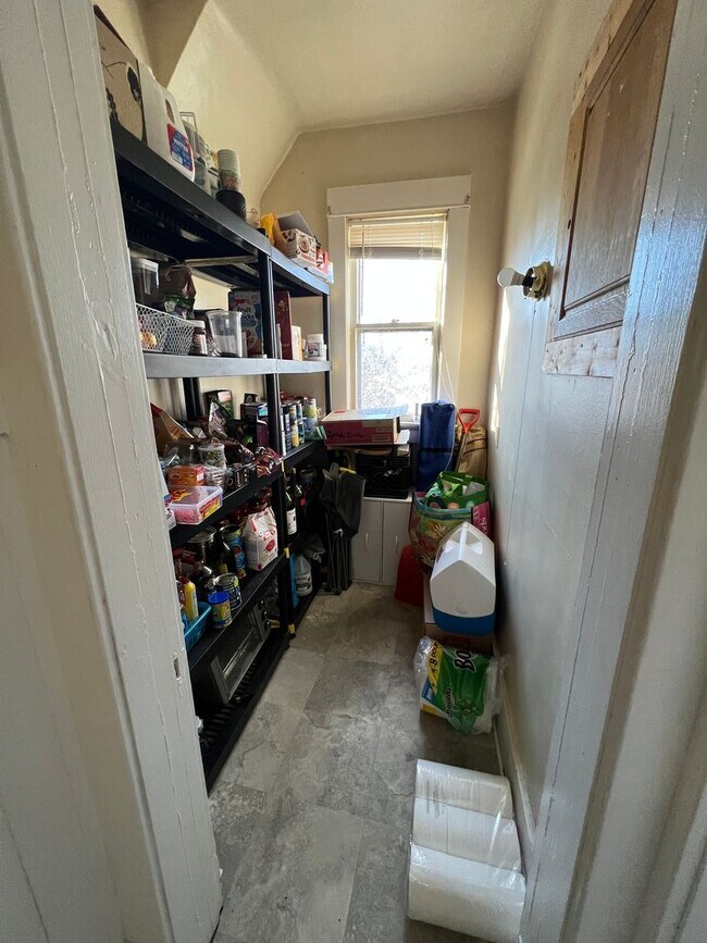 Photo - 2579 N Frederick Ave Unit Upper
